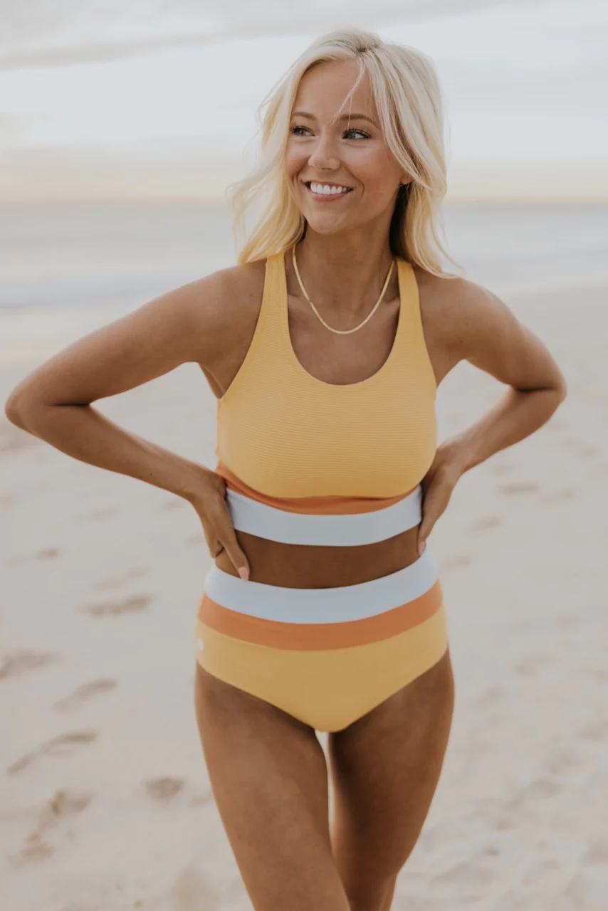 Emoswimsuit - Textured Malibu Cut Back Crop Bikini Set